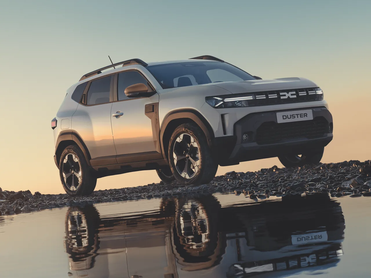 Dacia Duster sur une route du Chablais